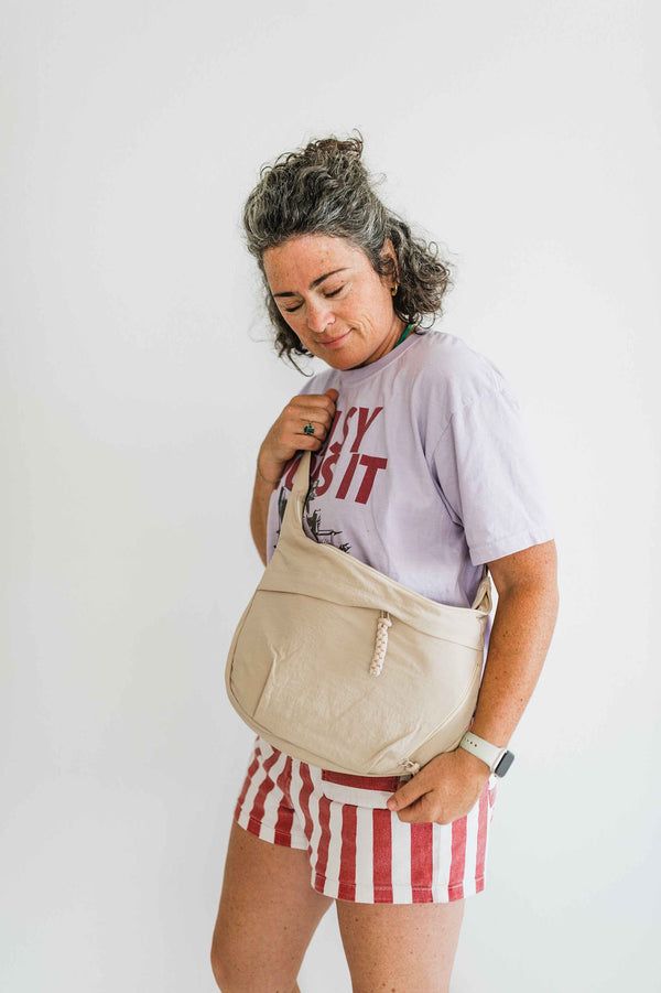 crossbody dumpling bag | cream
