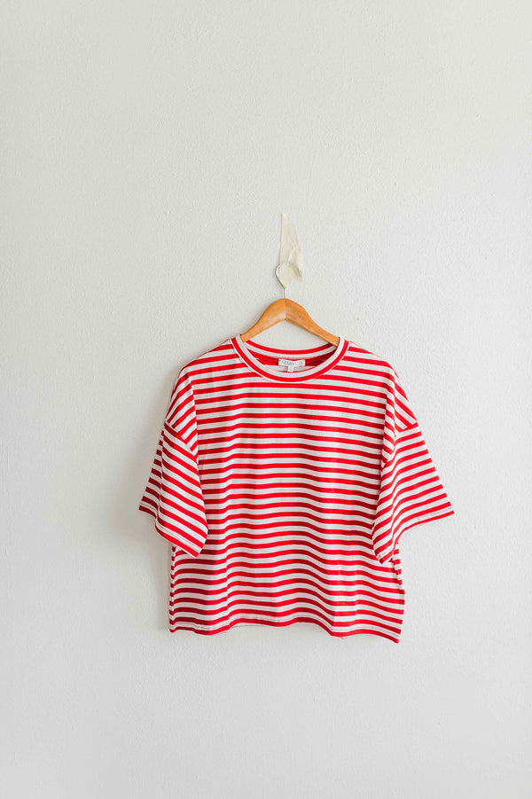 oversized boyfriend tee| red stripe