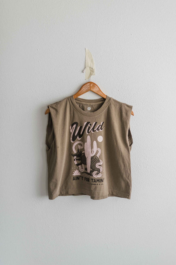 wild ain't for tamin' desert | faded brown boxy muscle tee