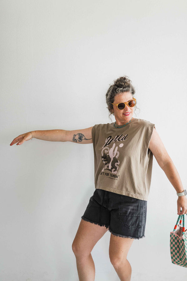 wild ain't for tamin' desert | faded brown boxy muscle tee