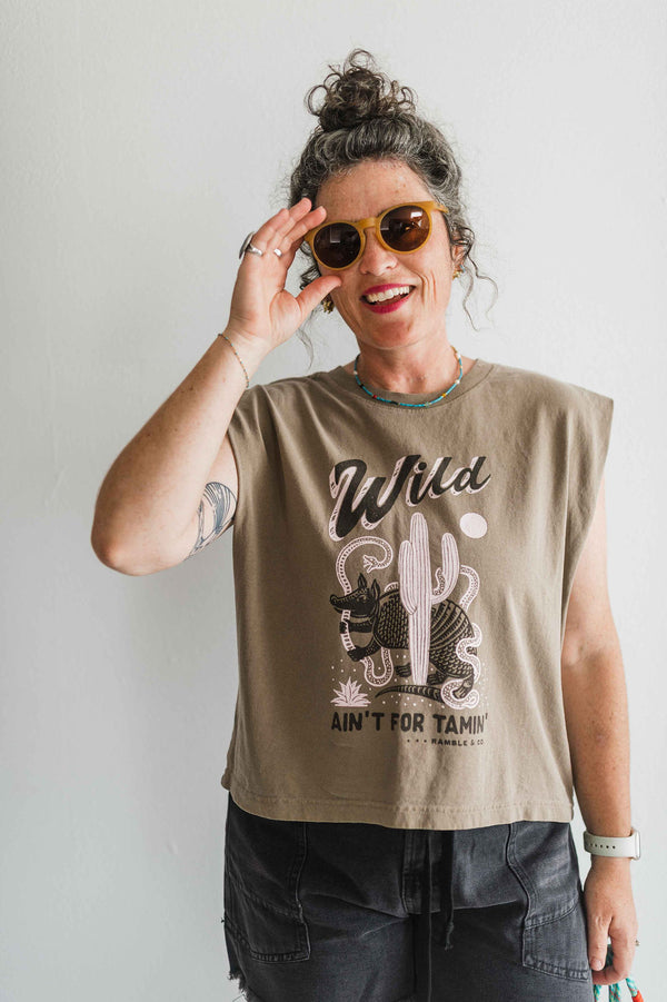 wild ain't for tamin' desert | faded brown boxy muscle tee