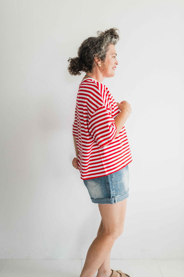 oversized boyfriend tee| red stripe