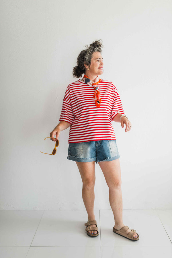 oversized boyfriend tee| red stripe