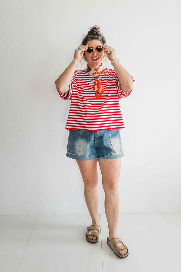 oversized boyfriend tee| red stripe