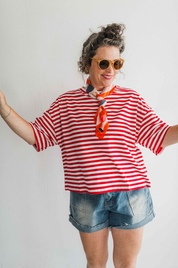 oversized boyfriend tee| red stripe