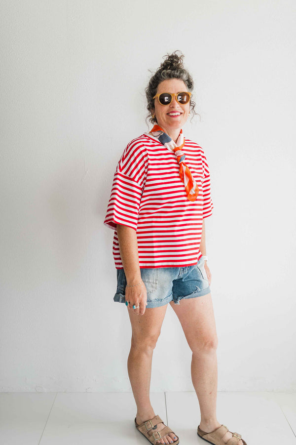 oversized boyfriend tee| red stripe