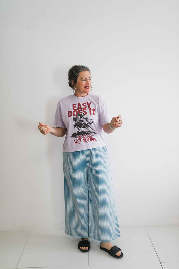 easy does it armadillo | orchid boxy cropped tee