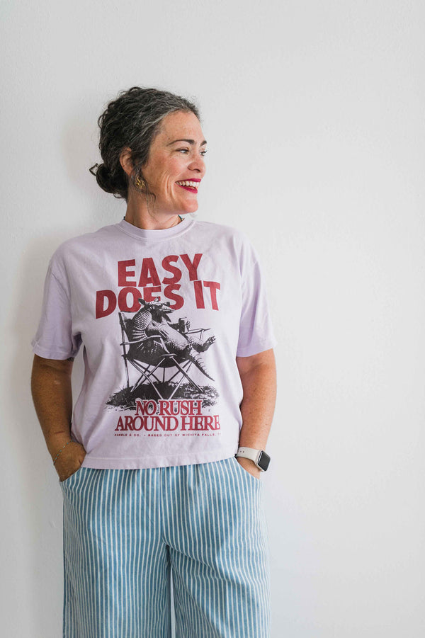 easy does it armadillo | orchid boxy cropped tee