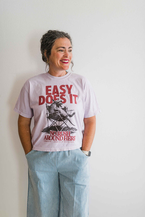 easy does it armadillo | orchid boxy cropped tee