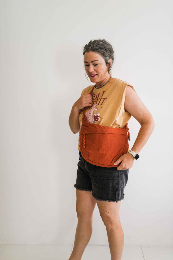 crossbody dumpling bag | orange