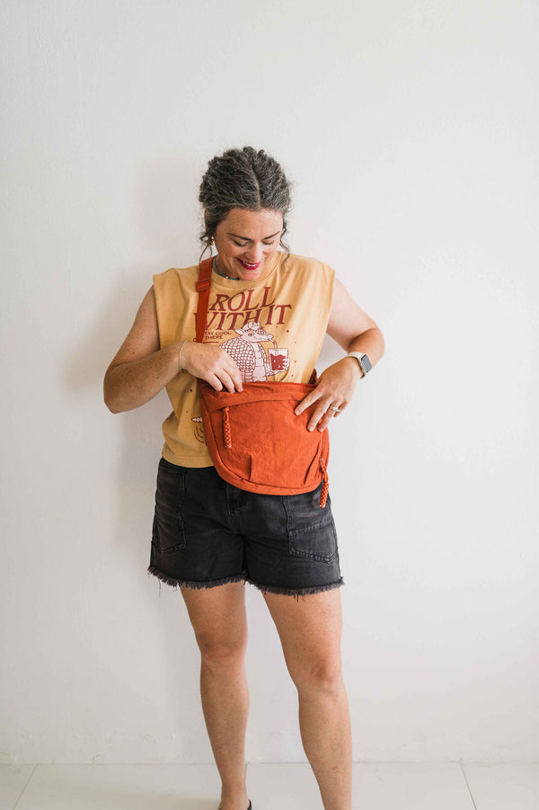 crossbody dumpling bag | orange