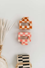 pink checkered | 2 inch claw clip