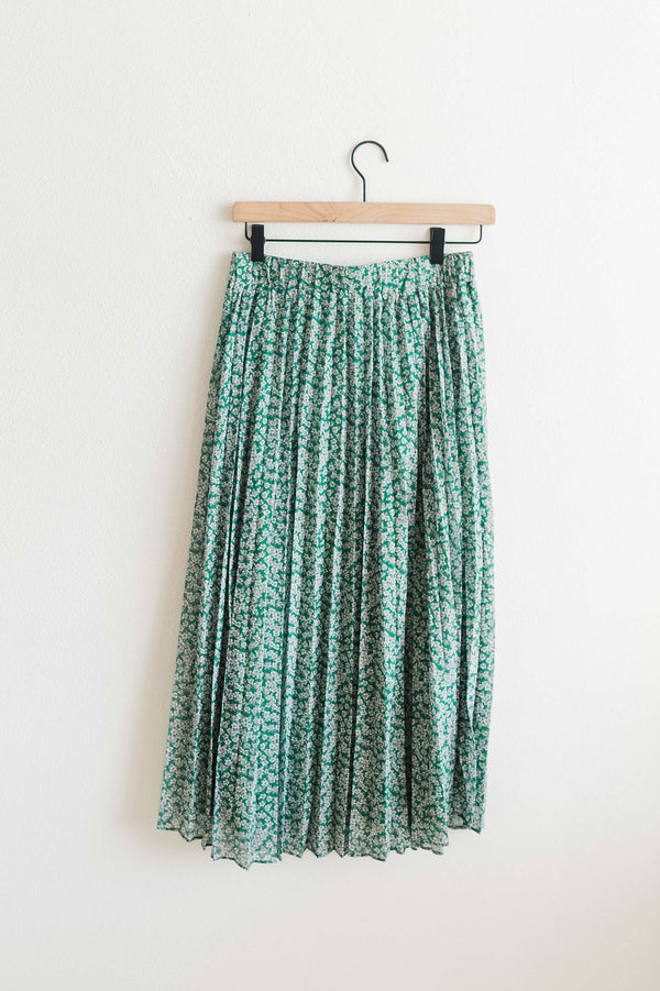 pleated ditsy floral midi skirt | green + white
