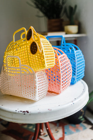 medium retro jelly basket | pearl white