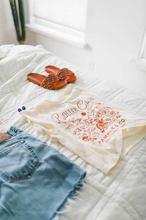 roller club | cream boxy muscle tee