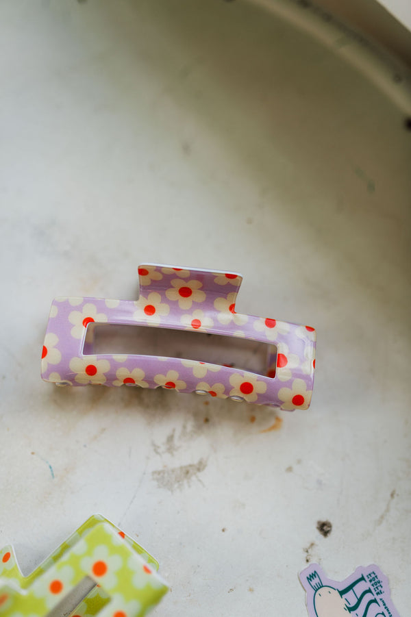 jumbo daisy hair claw clip | yellow