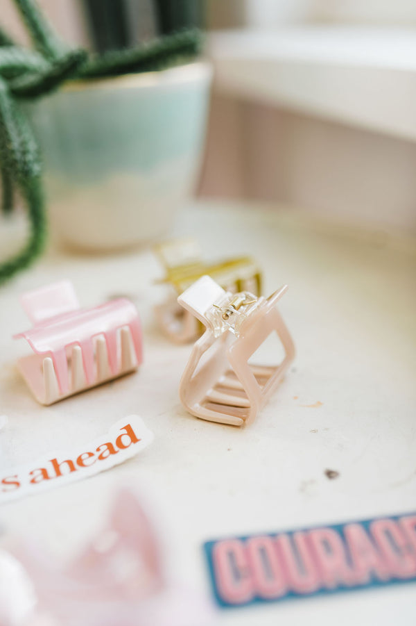 cellulose hair claw clip | peach