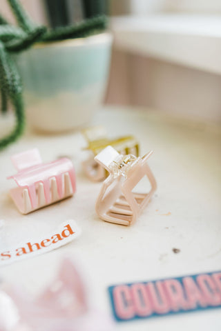 cellulose hair claw clip | peach