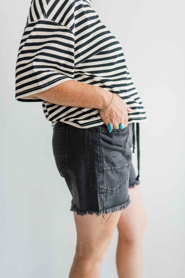 lace-up shorts | black denim