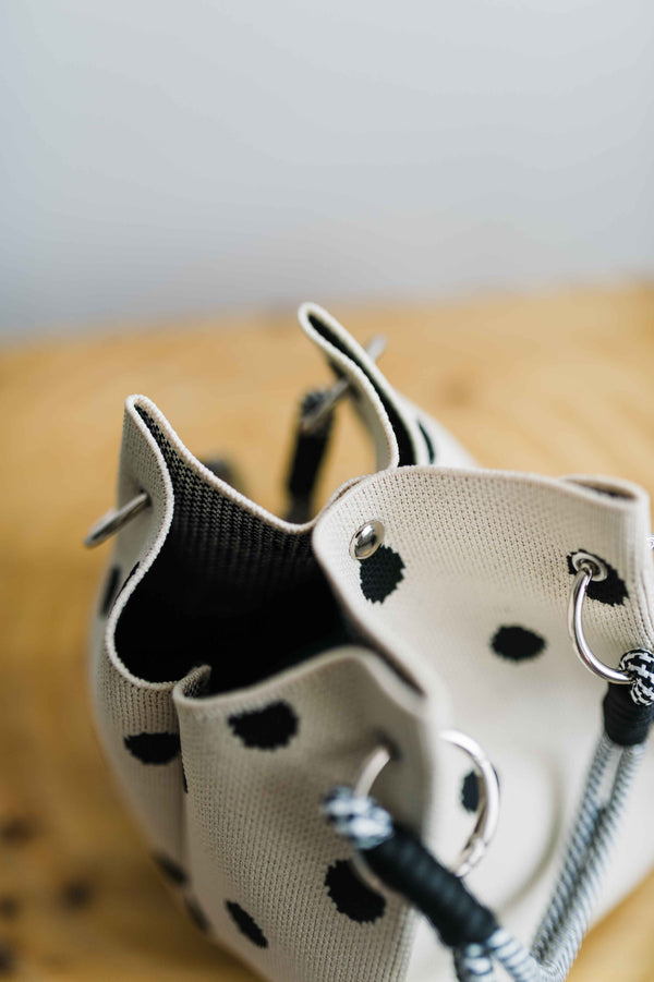 polka dot rope hand bag | black and cream