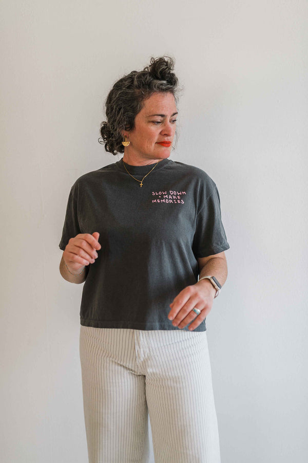 take the backroads | pepper boxy cropped tee