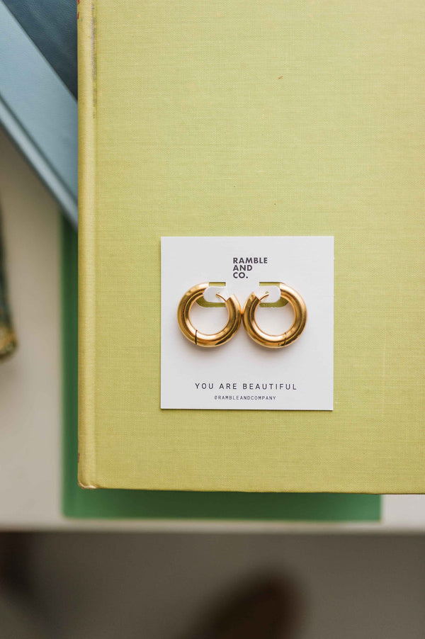 classic chunky medium | earring