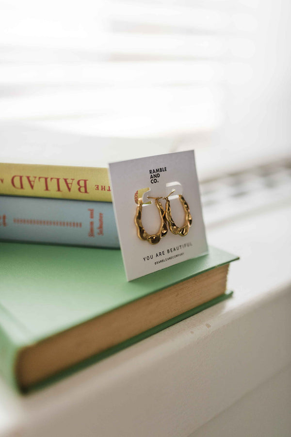 wave scallop | earring