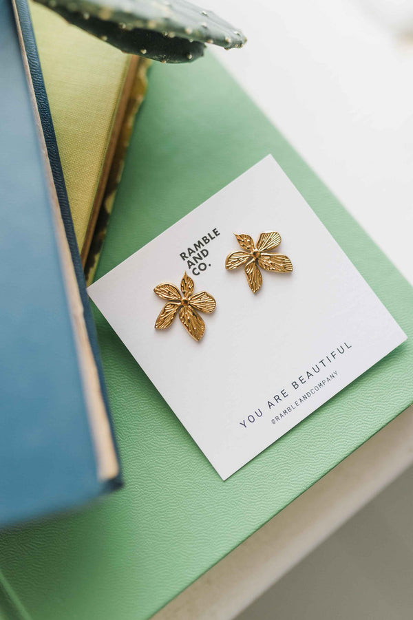 flower stud | earring