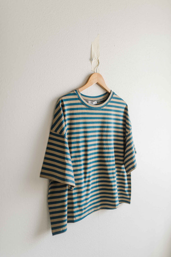 oversized boyfriend tee | blue + tan stripe