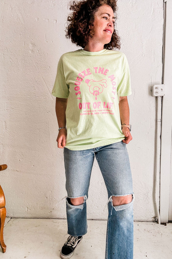 squeeze the most out of life | chic lime tee