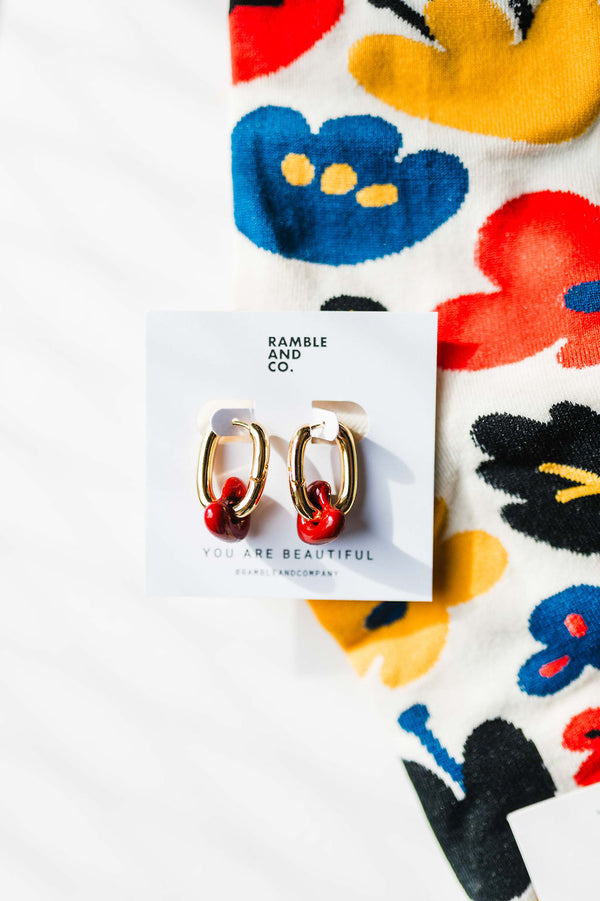 lilou red heart | chain earring