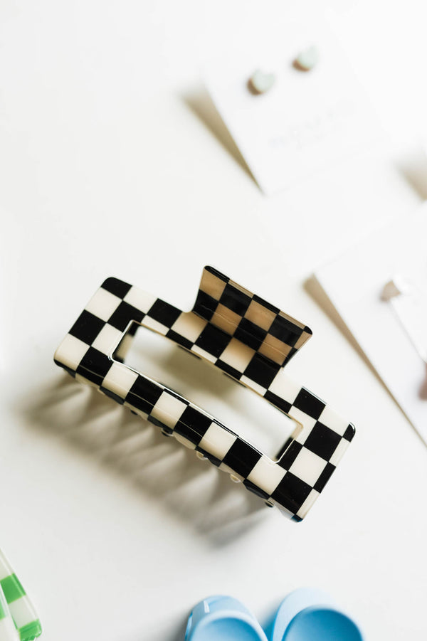checkered medium clip | black