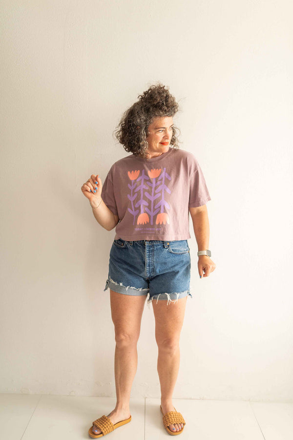 today i choose joy flowers | washed violet crop tee