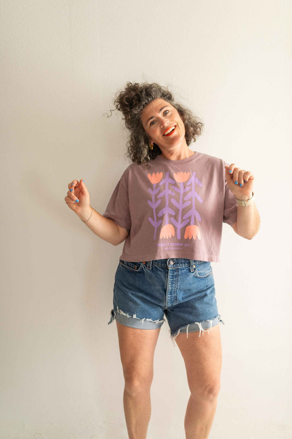 today i choose joy flowers | washed violet crop tee