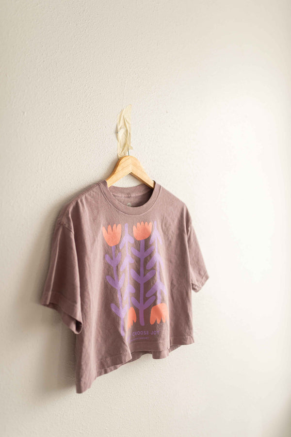 today i choose joy flowers | washed violet crop tee