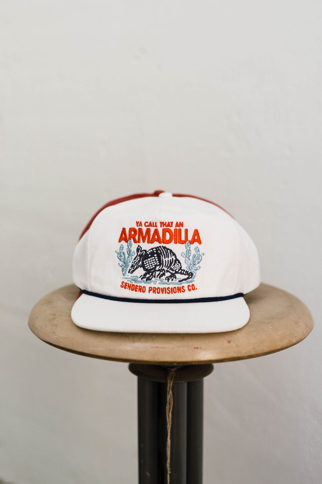 armadilla | hat