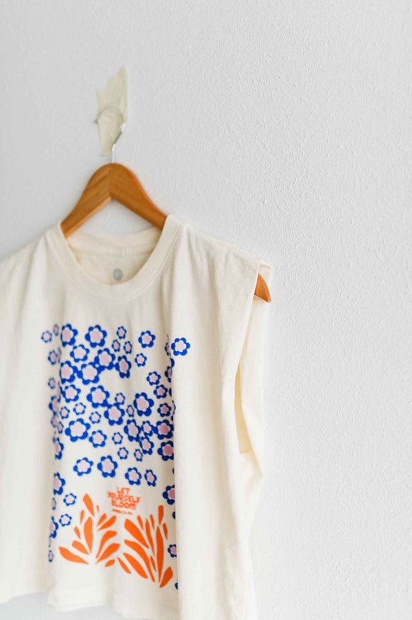 let yourself bloom | cream boxy muscle tee