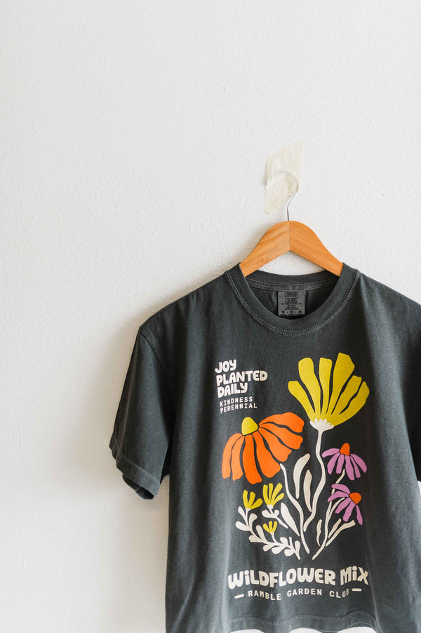 joy wildflower | pepper boxy cropped tee