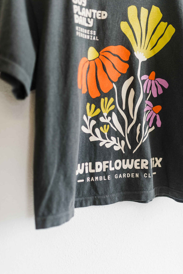 joy wildflower | pepper boxy cropped tee
