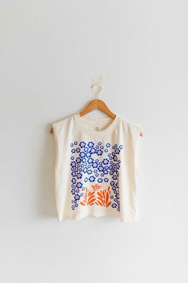 let yourself bloom | cream boxy muscle tee