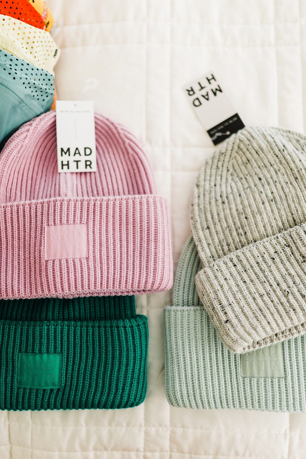 mad hatter ribbed beanie | speckled grey
