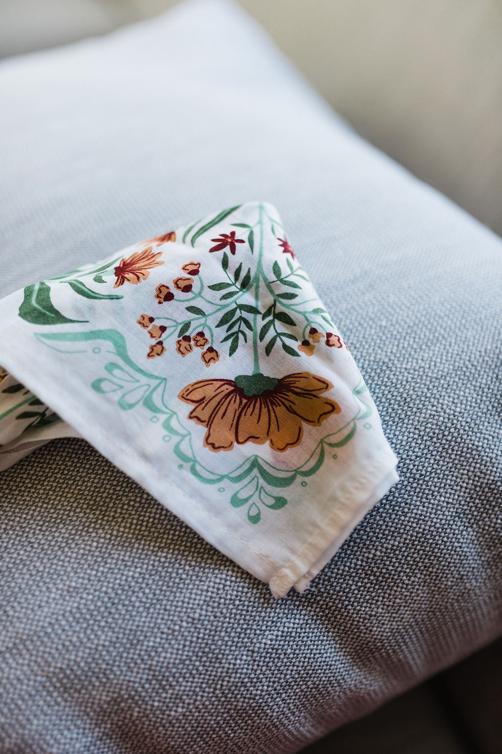 small pocket bandana | flora