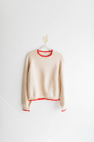scallop puff sleeve sweater | almond red