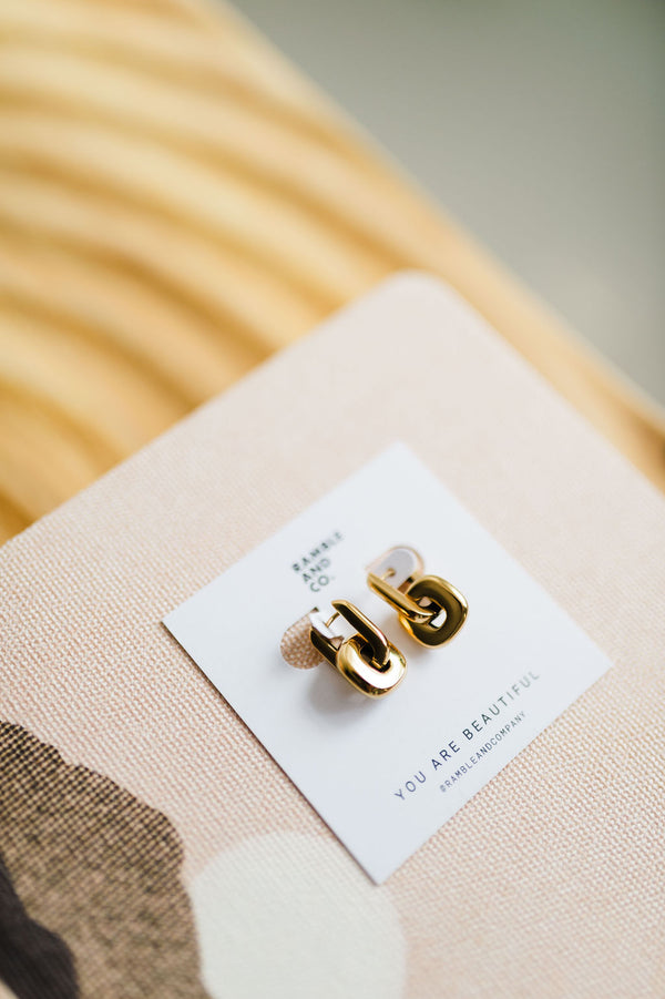 link drop earring | 18k gold earring