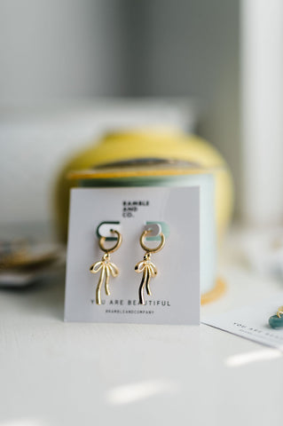 droppy bow drop | earring