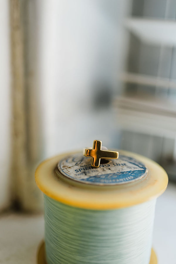 truth cross 18k gold | ring