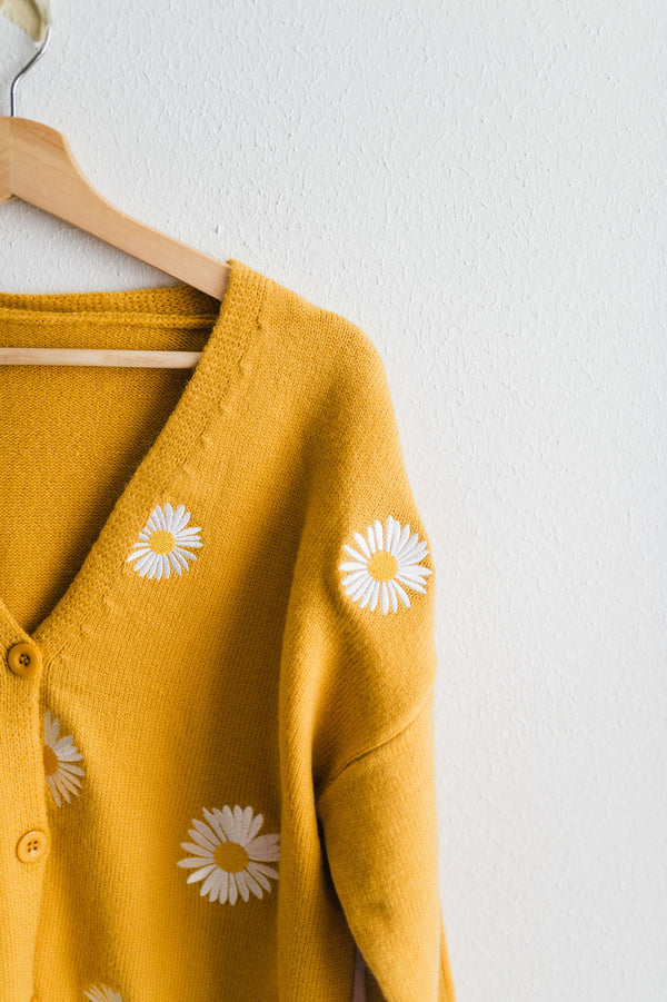 flower v-neck cardigan | mustard daisy