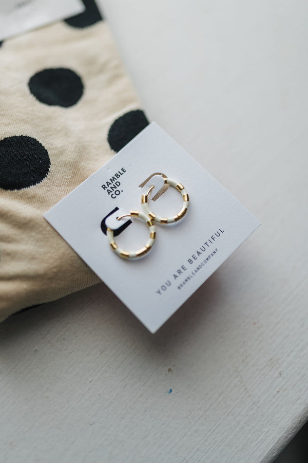 white hoop earring | 18k gold