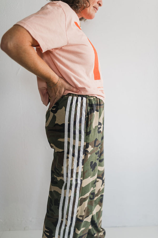 soft striped track jogger | camo