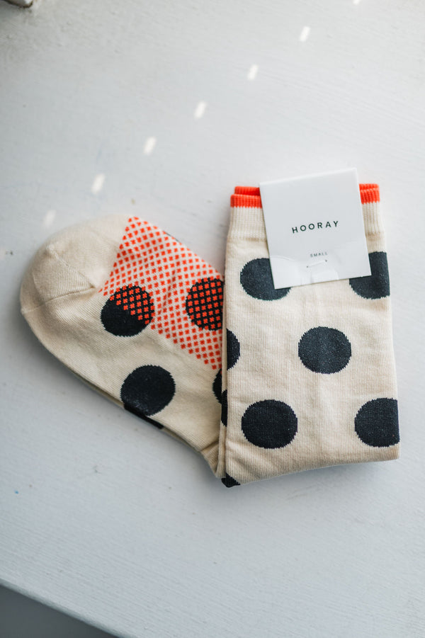 dot crew socks | cream
